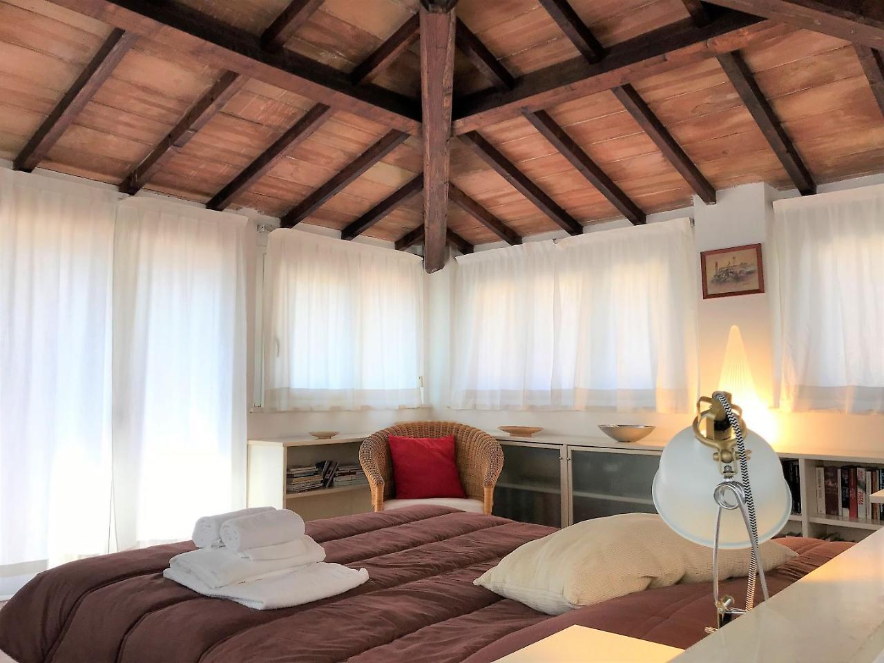 La Diana Apartment เซียนา ภายนอก รูปภาพ
